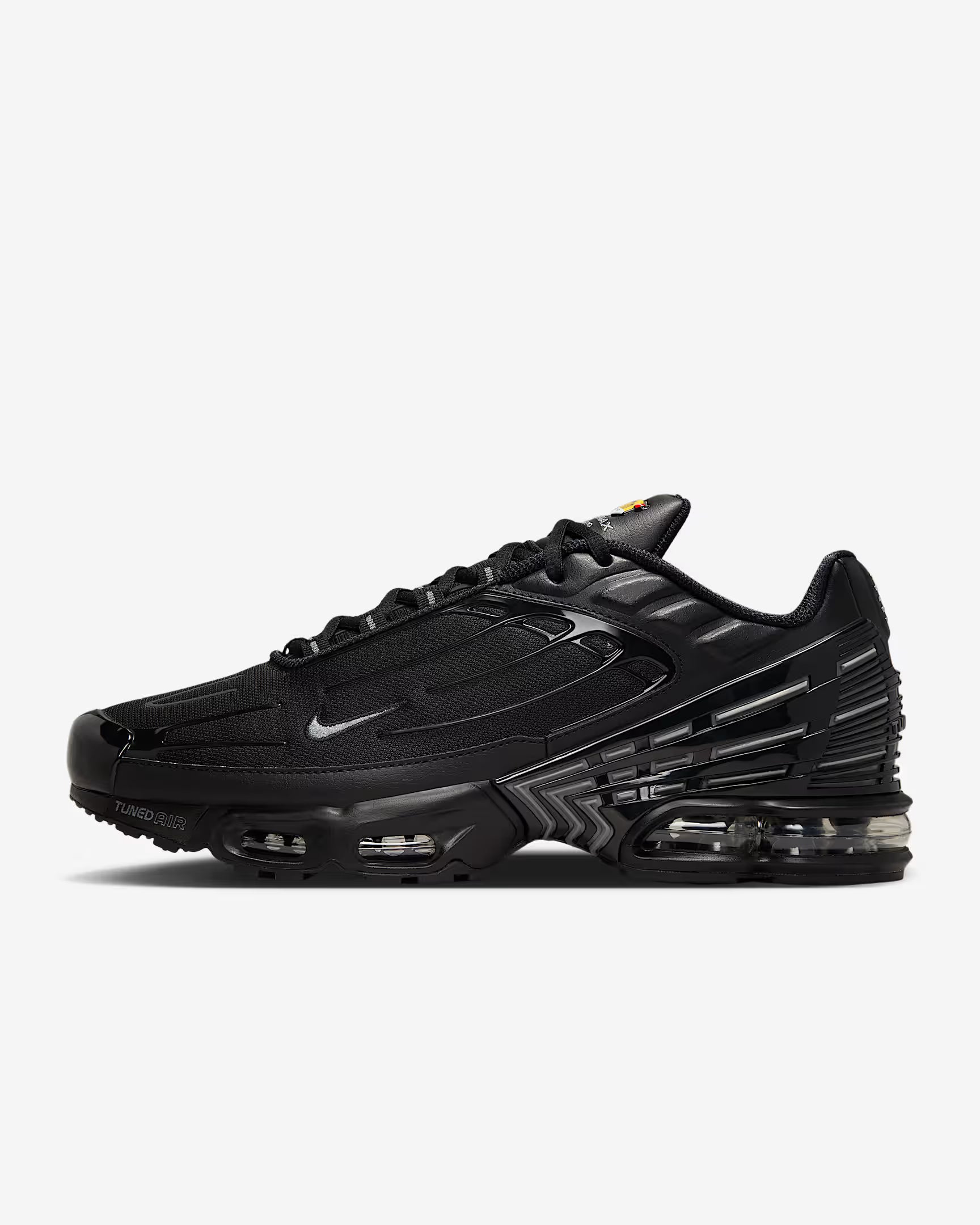 NIKE AIR MAX PLUS III